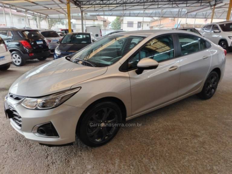 CHEVROLET - CRUZE - 2022/2022 - Prata - R$ 98.900,00