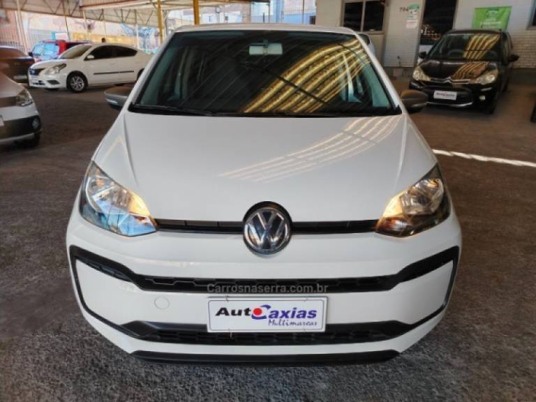 VOLKSWAGEN - UP - 2020/2020 - Branca - R$ 58.000,00