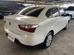 FIAT - GRAND SIENA - 2017/2018 - Branca - R$ 48.900,00