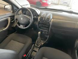 RENAULT - SANDERO - 2014/2014 - Prata - R$ 32.500,00