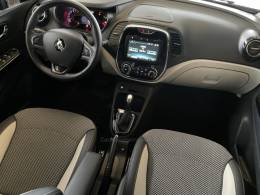 RENAULT - CAPTUR - 2017/2018 - Marrom - R$ 75.900,00