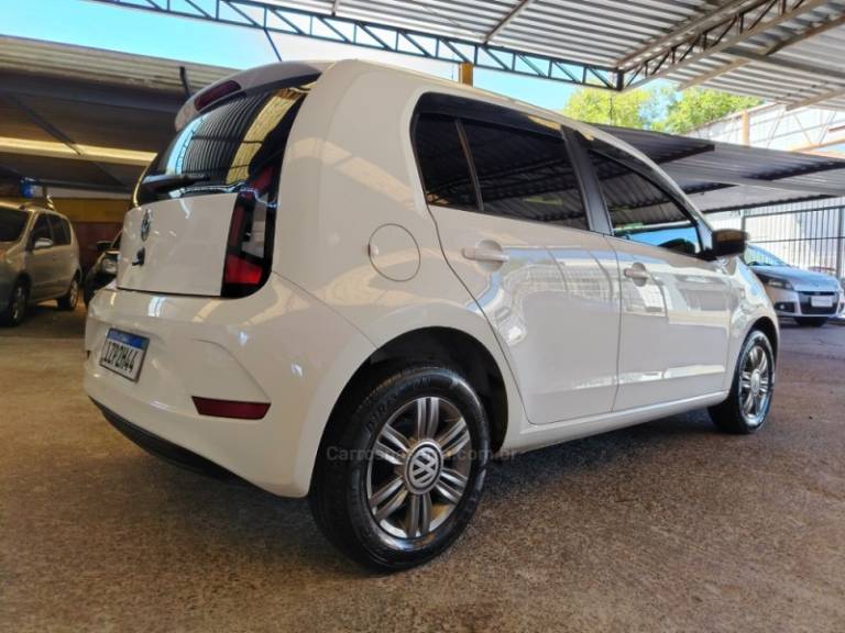 VOLKSWAGEN - UP - 2020/2020 - Branca - R$ 58.900,00