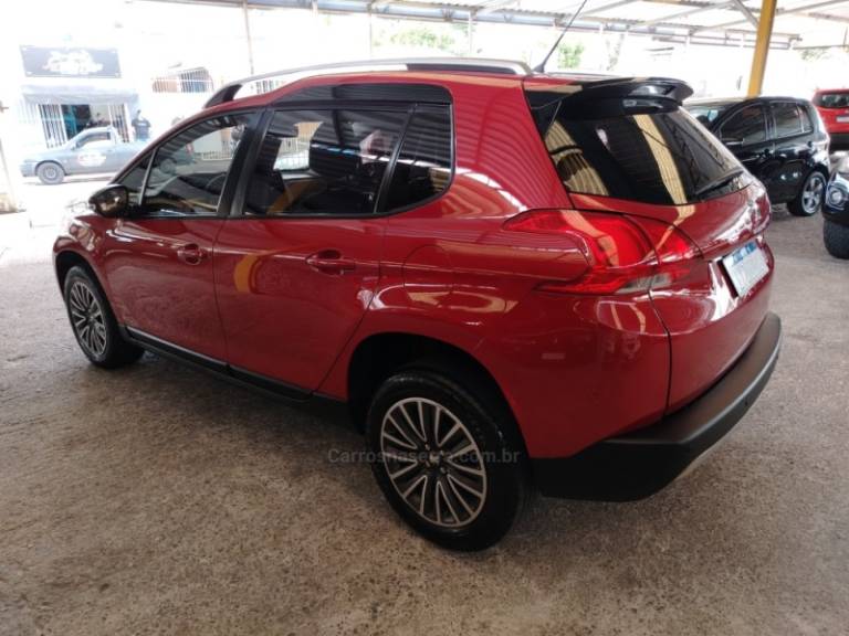 PEUGEOT - 2008 - 2019/2019 - Vermelha - R$ 64.900,00