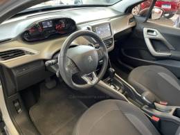 PEUGEOT - 2008 - 2016/2017 - Prata - R$ 54.000,00