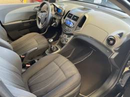 CHEVROLET - SONIC - 2013/2013 - Preta - R$ 38.000,00