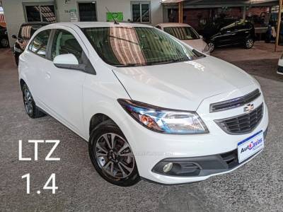 CHEVROLET - ONIX - 2016/2016 - Branca - R$ 54.000,00