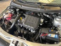 VOLKSWAGEN - GOL - 2017/2018 - Prata - R$ 45.900,00