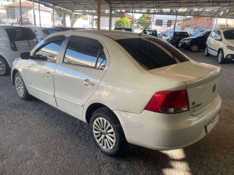 VOLKSWAGEN - VOYAGE - 2010/2010 - Branca - R$ 22.000,00