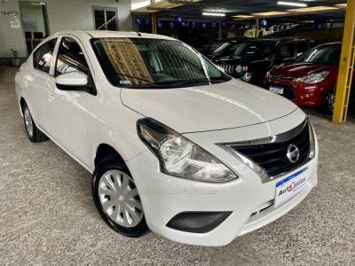 NISSAN - VERSA - 2019/2020 - Branca - R$ 59.900,00