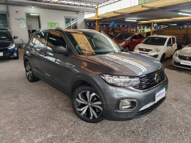 VOLKSWAGEN - T-CROSS - 2021/2021 - Cinza - R$ 109.900,00